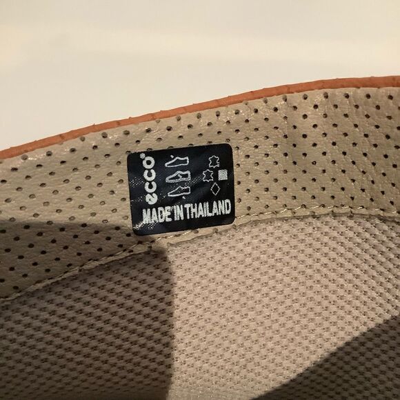 ECCO BROWN BREATHABLE LEATHER PULL ON BOOTIES SIZE 41 - Picture 13 of 16